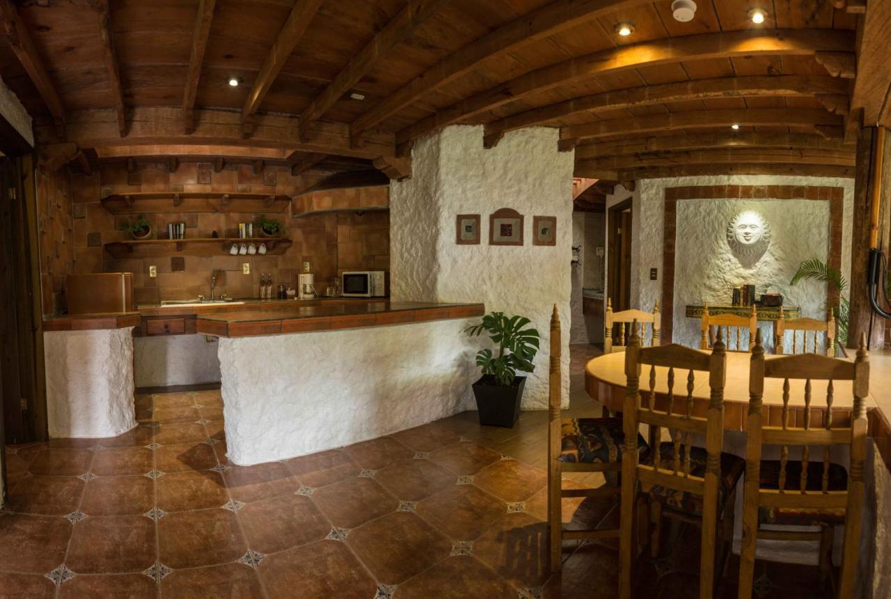 Hotel Bosques Del Sol Suites San Cristóbal de Las Casas Kültér fotó